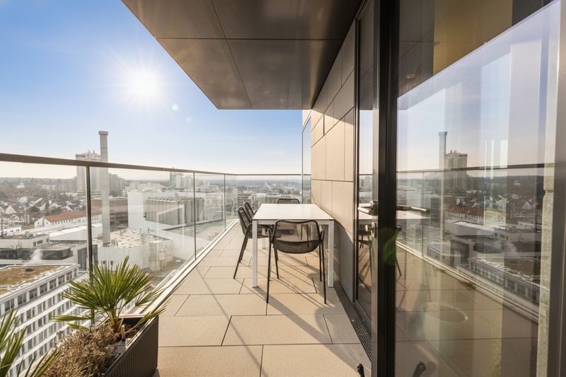 LIVING NEXT LEVEL - HENNINGER TURM / Wohnen, Arbeiten u. Leben MIT AUSBLICK in BESTLAGE Frankfurt's!